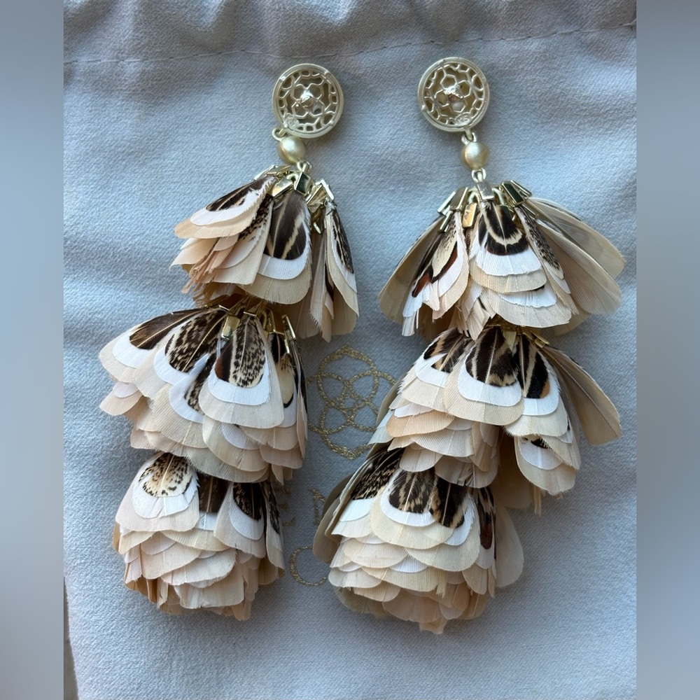 Kendra Scott Lenni Feather Drop Statement Earrings with Card & Dust Bag - Picture 5 of 5